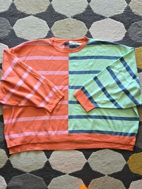 Piper & Scoot Colorblock Striped Women's Cropped Sweater